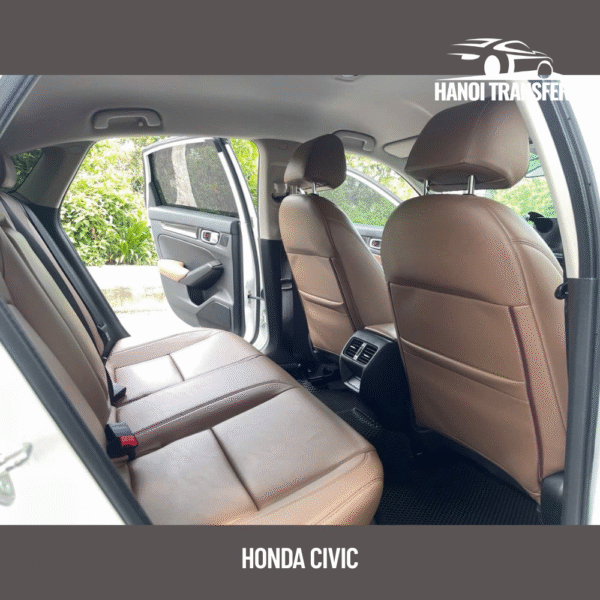 4-Seater Car For Rent Hanoi (4)