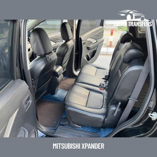 7-Seater Hanoi Car Rental (6)