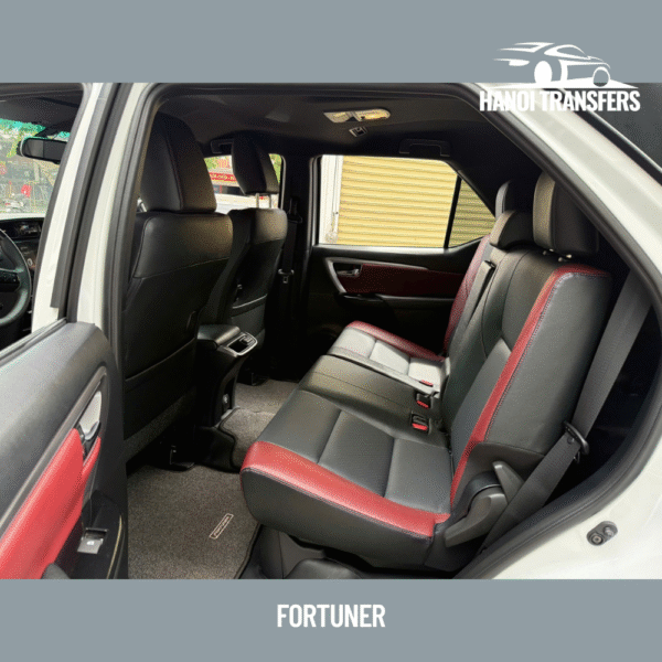 7-Seater Noi Bai Airport Transfer (4)